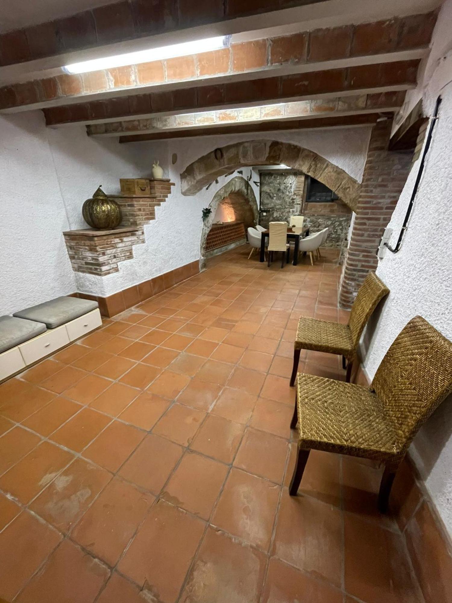 Villa Molí den burch Santa Eulalia de Ronsaná Exterior foto